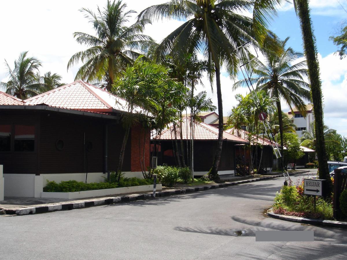 Grand Dormani Rajah Court Hotel Kuching Exterior foto
